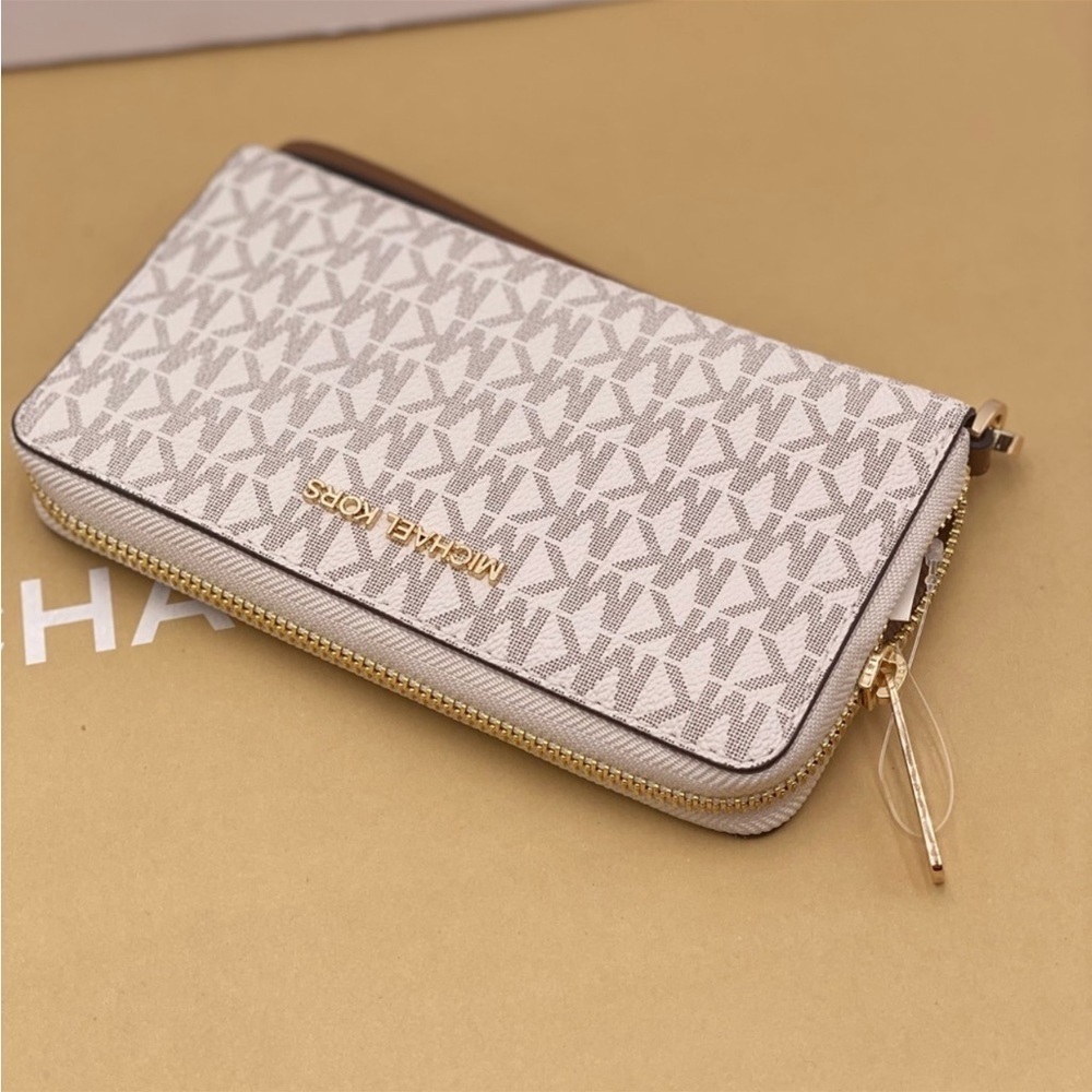 Michael Kors LG Phone Case Wristlet Wallet (Vanilla) - Picture 6 of 8